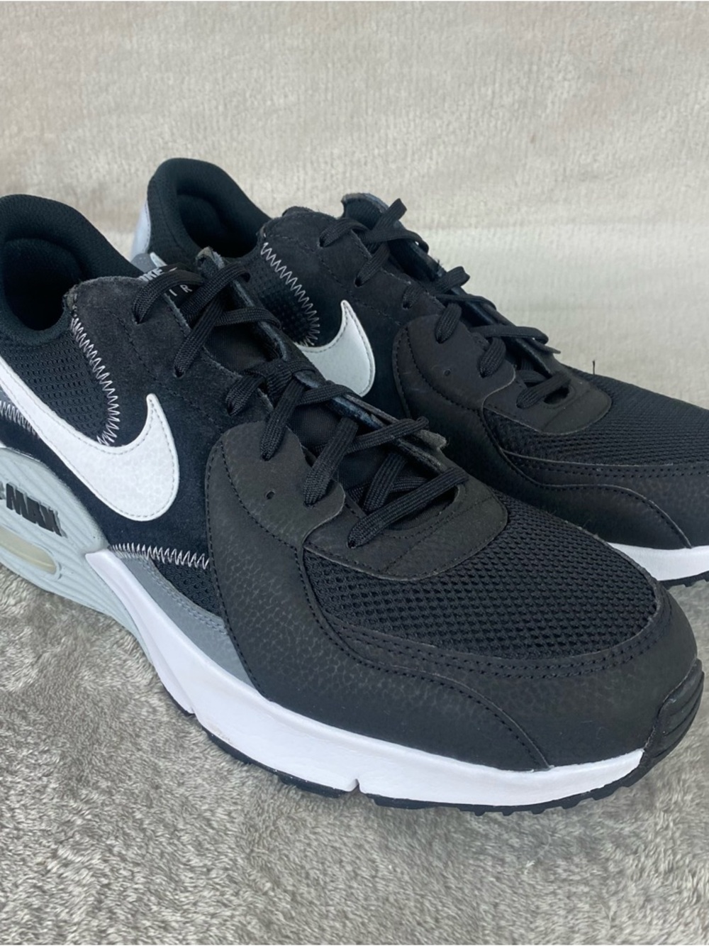 Nike Air Max Excee FN7304-001 Mens Size 13 Black White Running Shoes